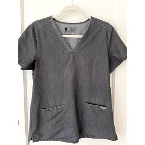 Figs Technical Collection Casma Women's Medium Graphite Gray V-Neck Scrub Top S